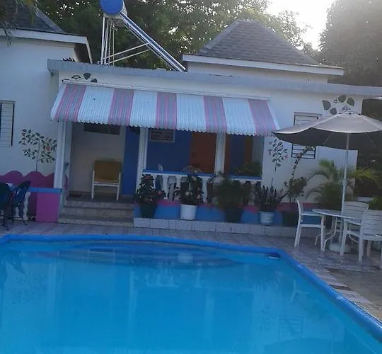 Hibiscus Bed and breakfast